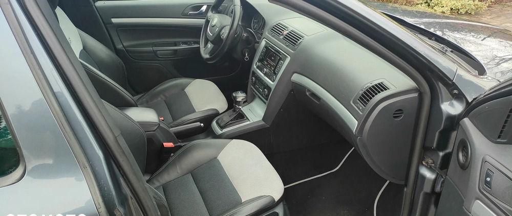 Skoda Octavia cena 35500 przebieg: 204000, rok produkcji 2011 z Margonin małe 301